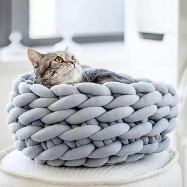 Handmade Knit Pet Bed - Image 5