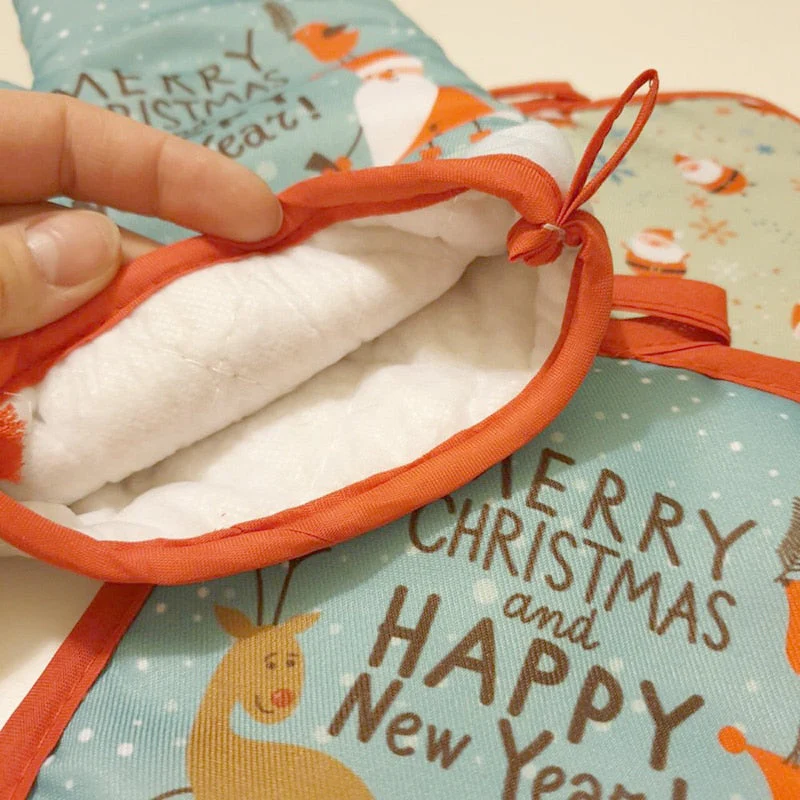 Heat Resistant Christmas Oven Mitts - Image 7
