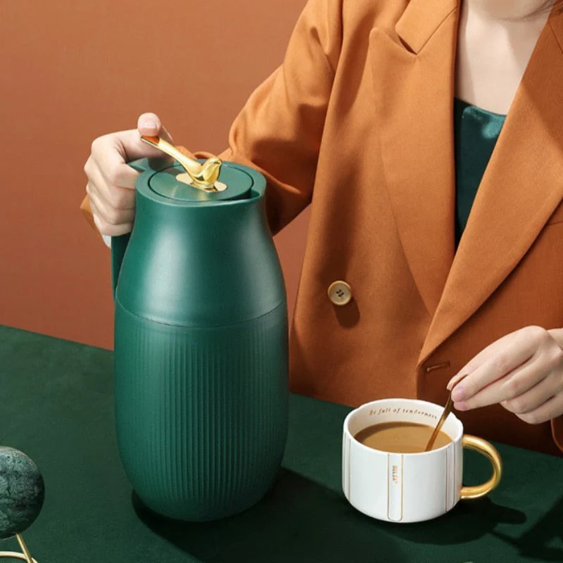 Hot Giant Minimalist Insulated Thermos - Image 6