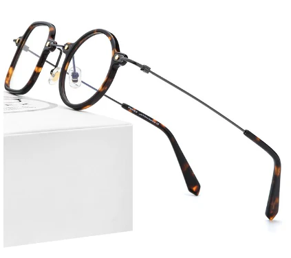 Irregular Shape Geeky Titanium Eyeglasses - Image 8