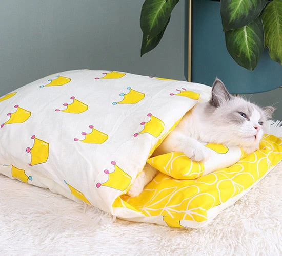 Japanese Style Adorable Cat Sleeping Bed - Image 3