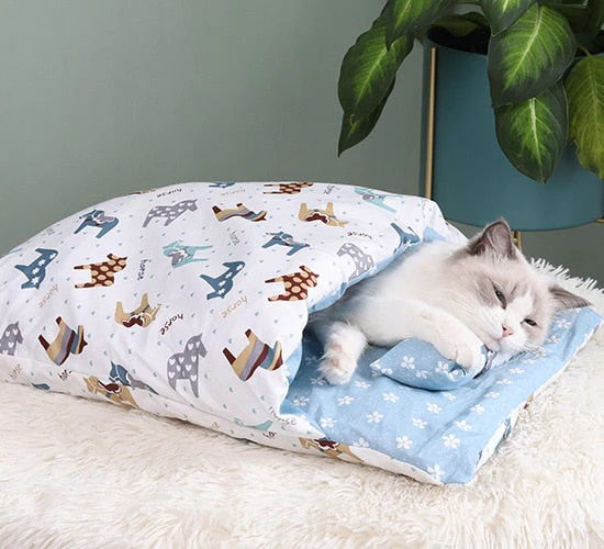 Japanese Style Adorable Cat Sleeping Bed - Image 4