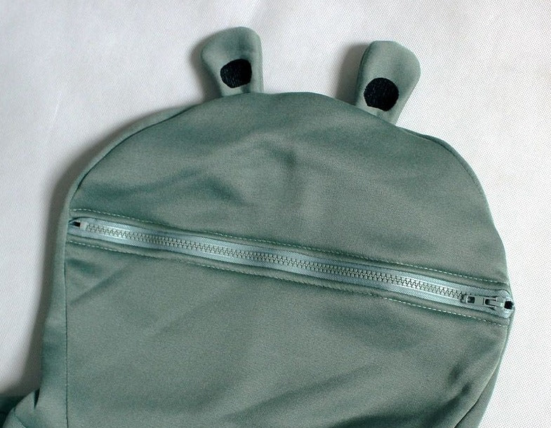 Japanese Style Long Sleeve Frog Hoodie - Image 8