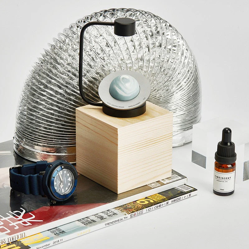 Levitating Saturn Cosmic Aromatherapy Table Decor - Image 2