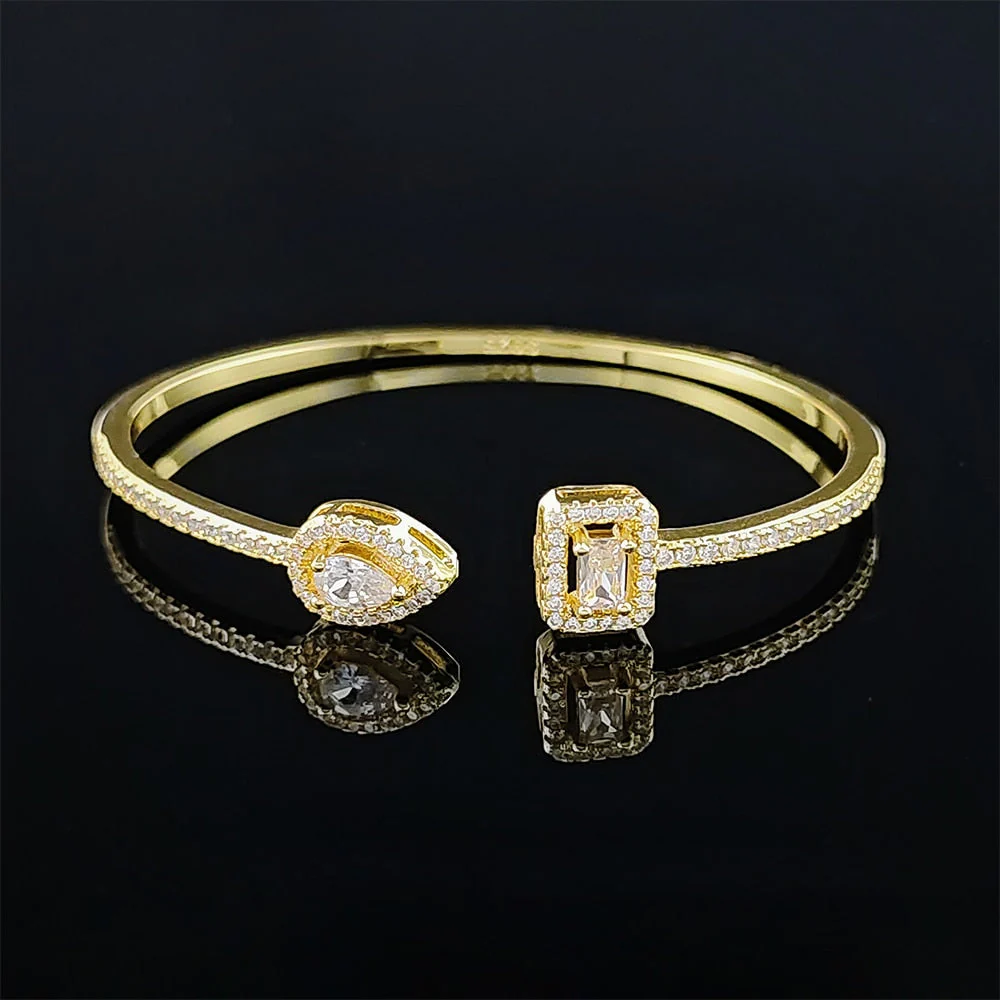 Love Designer Luxury Butterfly Adjustable Open Bracelet - Image 10