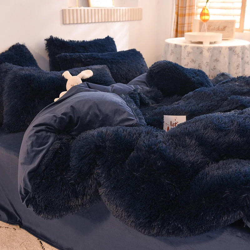 Luxury Cozy Clouds Bedding Set - Image 6