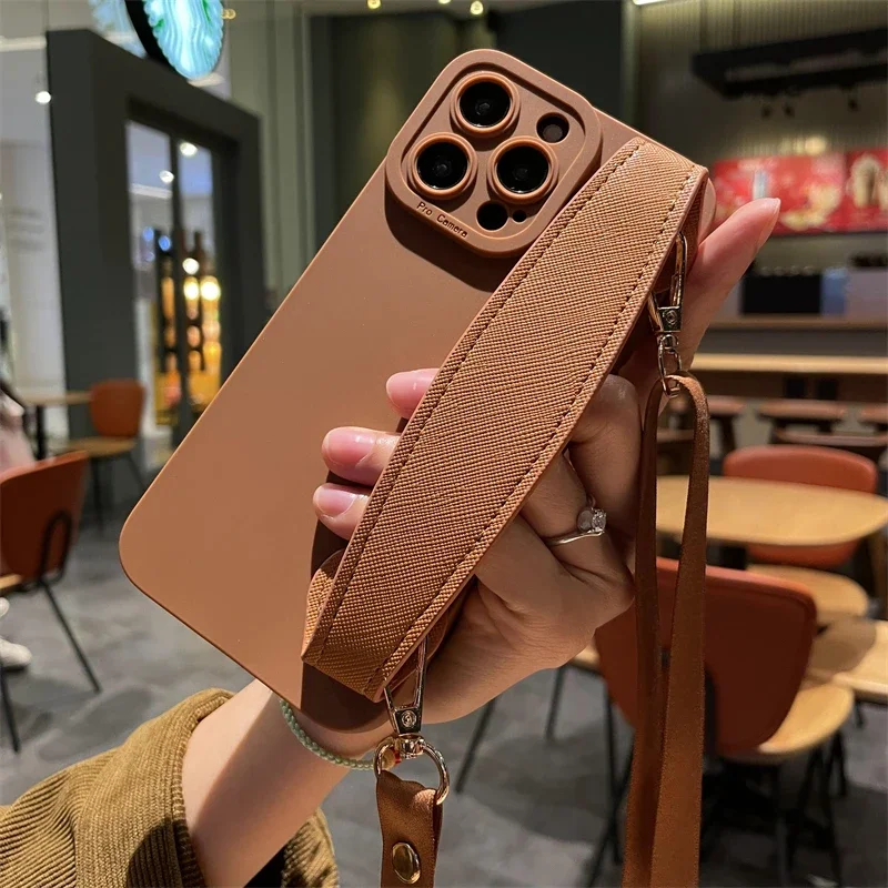 Luxury Detachable Crossbody Necklace Wrist Strap iPhone Case - Image 7