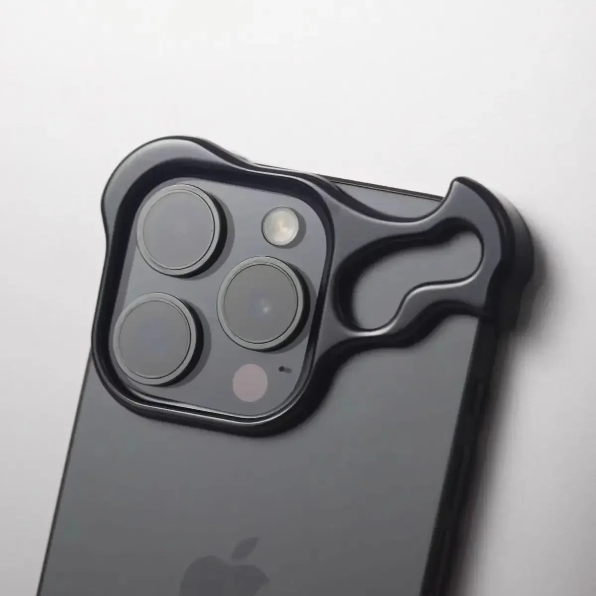 Luxury Irregular Metal Bumper Phone Case - Image 4