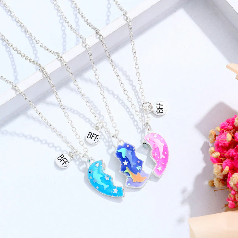 Magnetic Lovely Couples Pendant Necklace - Image 3