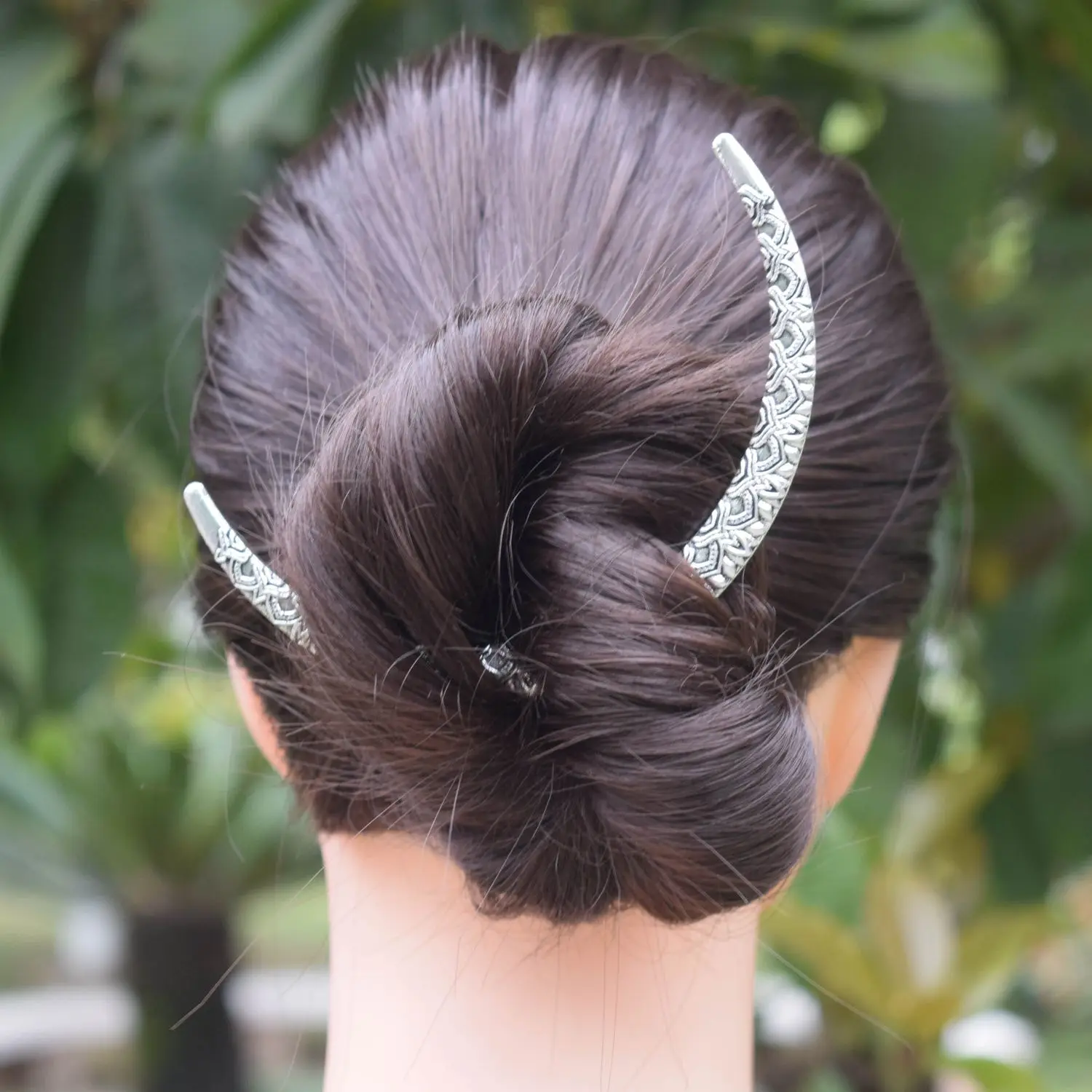 Medieval Crescent Moon Hair Stick - Image 4