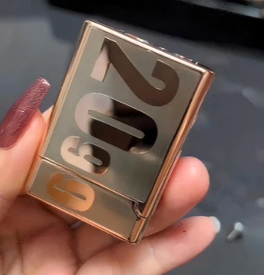 Metal Elegant Creative Windproof Lighter - Image 3