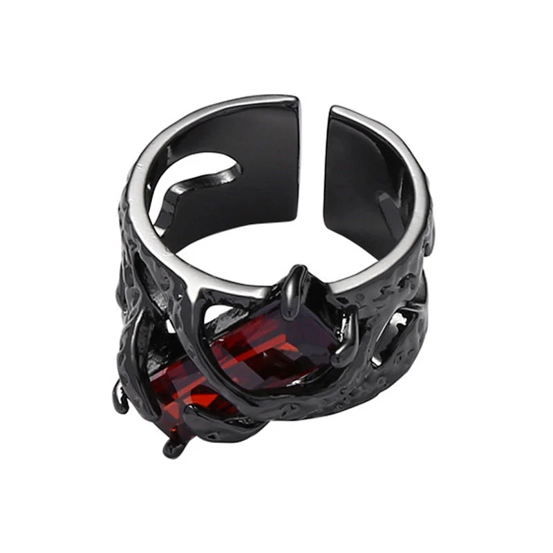 Midnight Majesty Zircon Ring - Image 5