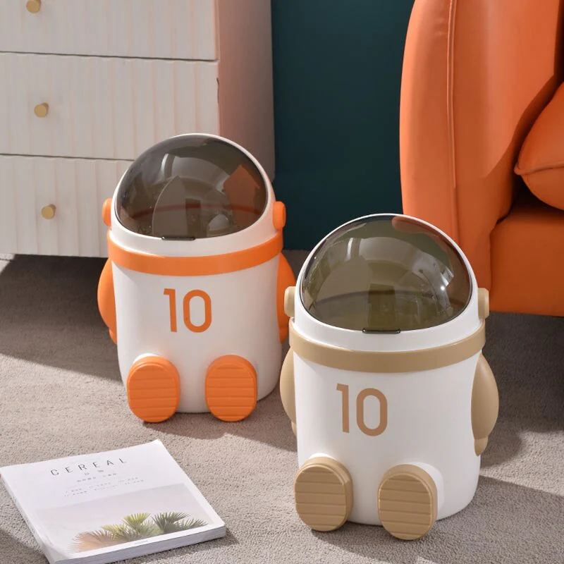 Mini Astronaut Shape Cute Office Trash Can - Image 3