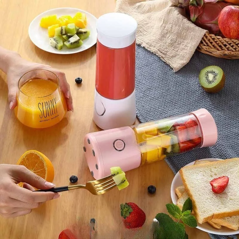 Mini Helper Portable Fruit Juicer Blender - Image 3