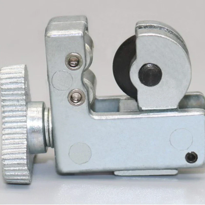 Mini Powerful Aluminum Pipe Cutter Tool - Image 6