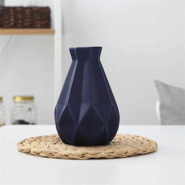 Modern Europe Brief Matt Diamond Porcelain Ceramic Vase - Image 16