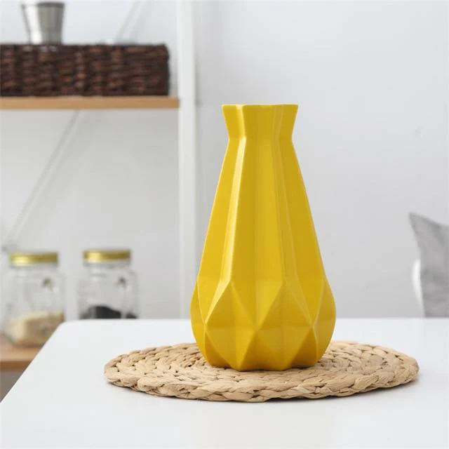 Modern Europe Brief Matt Diamond Porcelain Ceramic Vase - Image 8