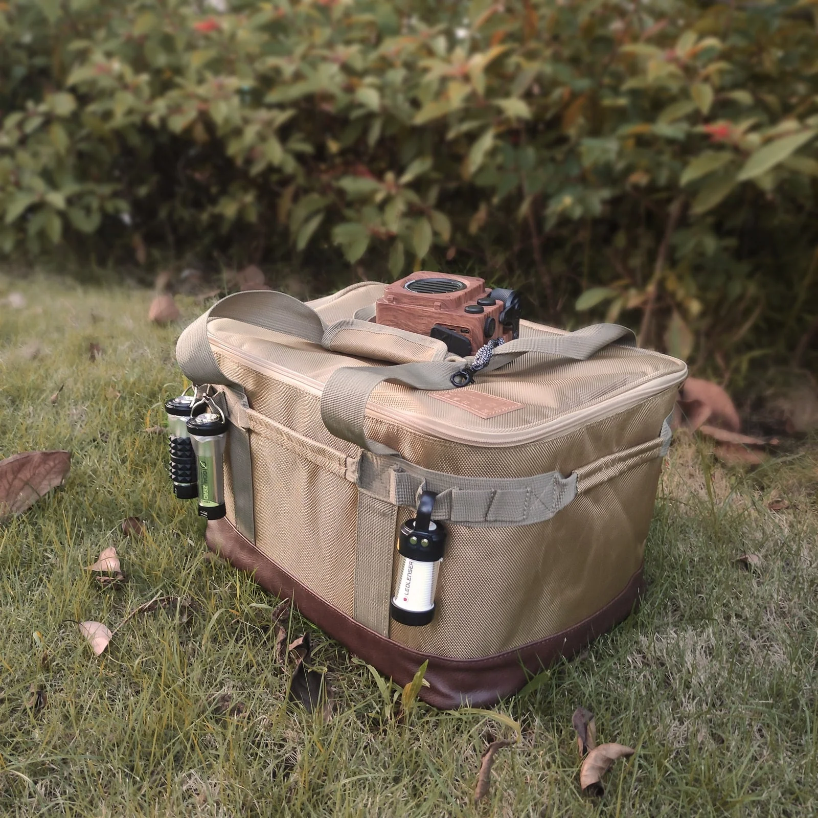 Multi-Compartment Outdoor Trail Camping Sleek Storage Bag - Image 10