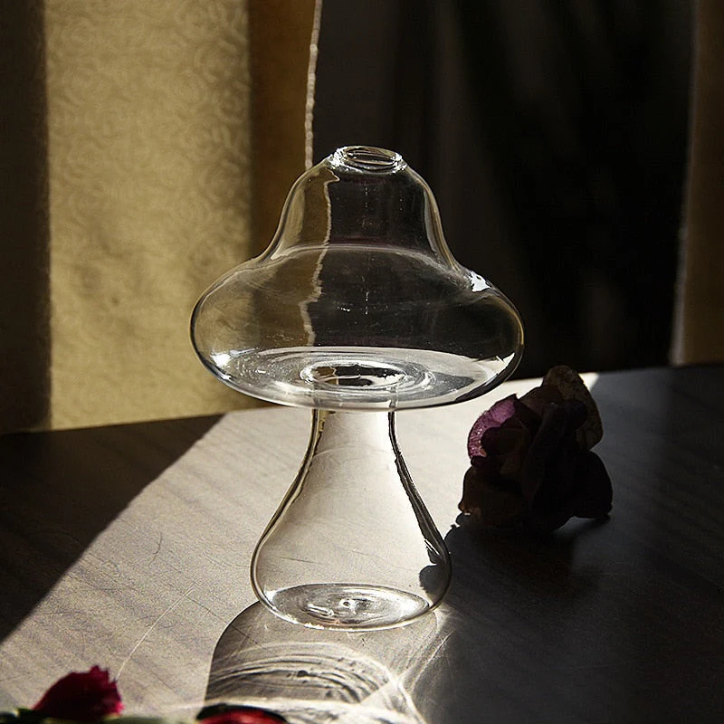 Mushroom Inspired Elegant Glass Vase - Image 7