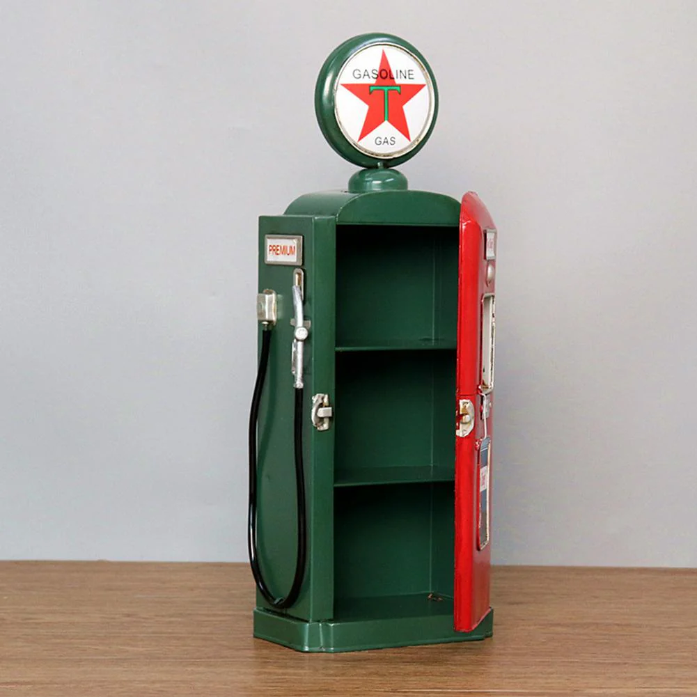 Nostalgic American Country Petrol Pump - Image 2