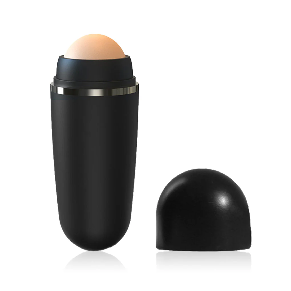 Oil Absorbing Mini Face Roller - Image 3