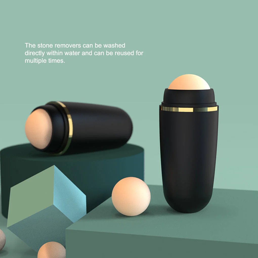 Oil Absorbing Mini Face Roller - Image 6