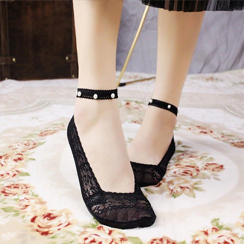 Pearl Lace Anti-slip Comfy Invisible Socks - Image 5