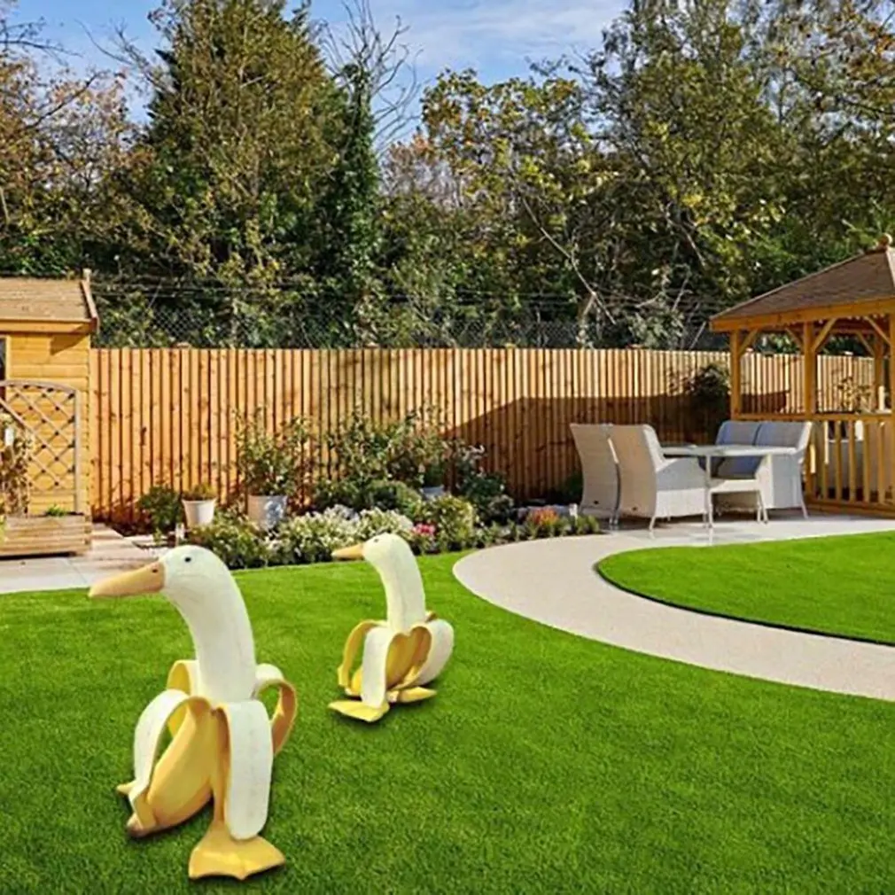 Peeled Banana Duck Face Garden Decor - Image 3