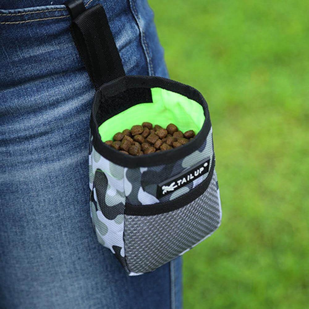 Portable Training Dog Snack Bag - Image 9