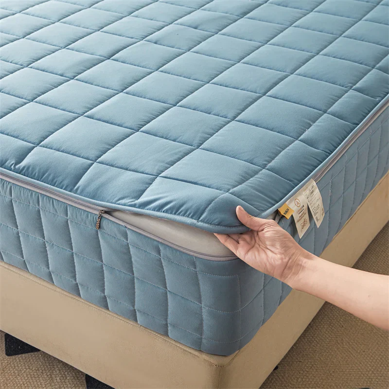 Premium Breathable Noiseless Waterproof Zip Mattress Protector - Image 3