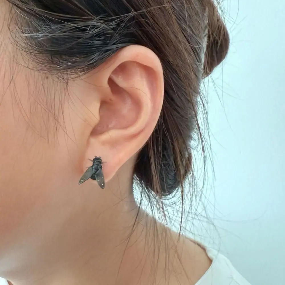 Realistic Fly Abstract Earrings - Image 4