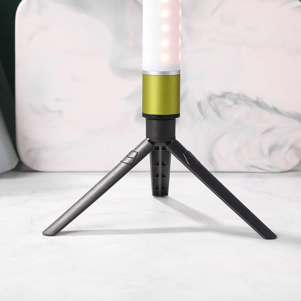 Rechargeable Hanging Zoomable Camping Flashlight - Image 9