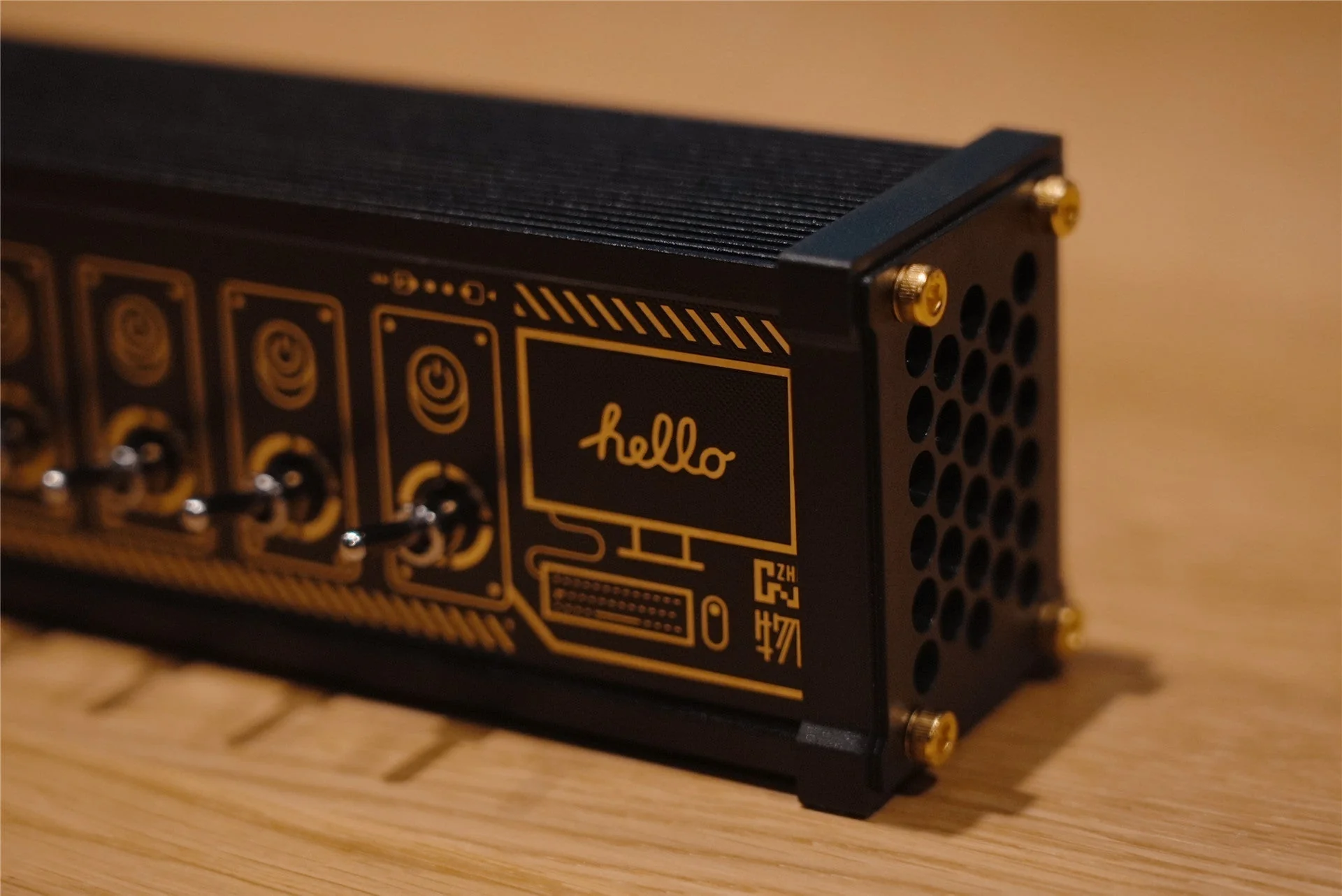 Retro Block USB Socket - Image 6