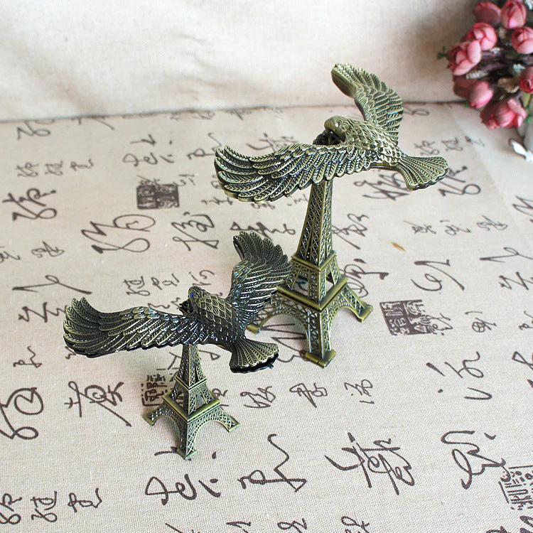 Retro Eagle Tower Balance Figurines - Image 7