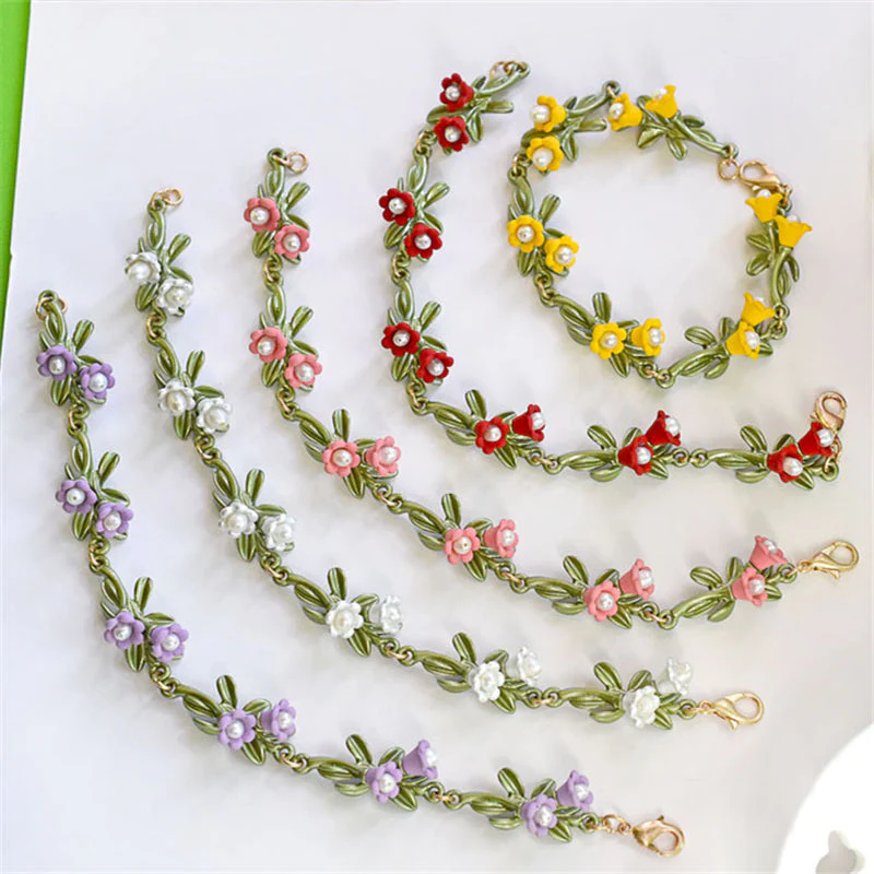 Retro Orchid Flower Bracelet - Image 3
