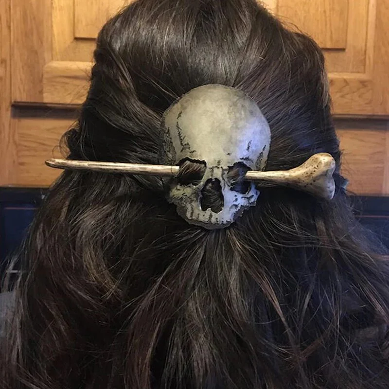 Retro Punk Metal Skull Hair Clips - Image 4