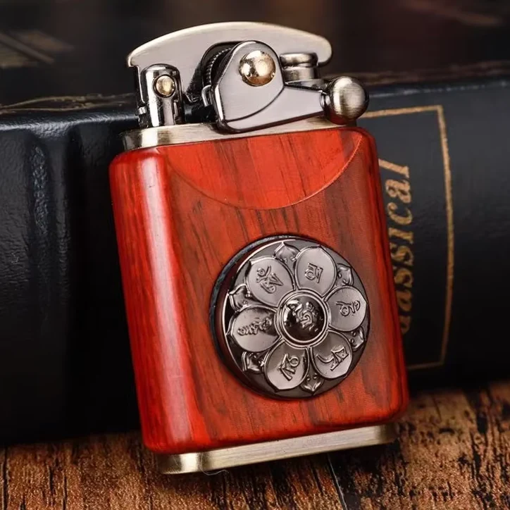Rosewood Retro Kerosene Lighter - Image 10