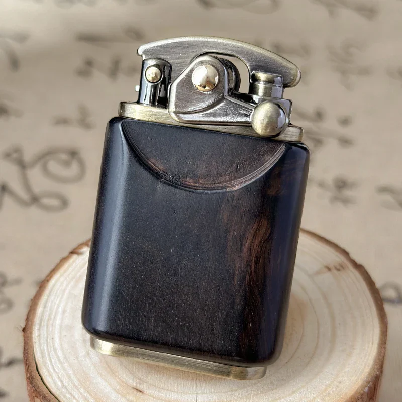 Rosewood Retro Kerosene Lighter - Image 7
