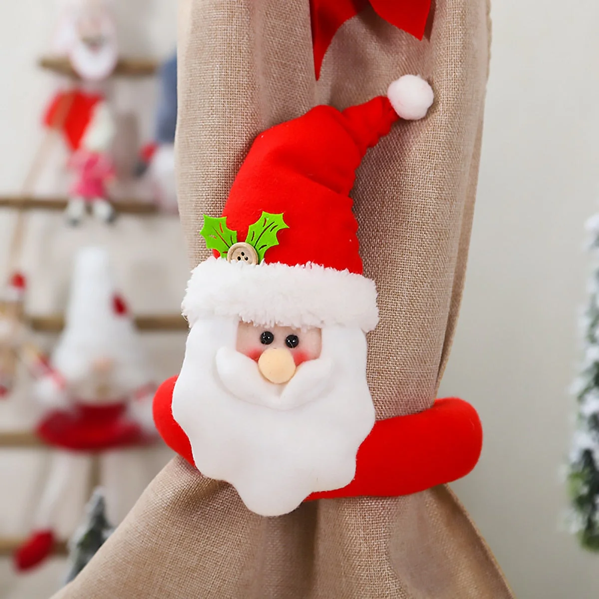 Santa's Sleigh Ride Curtain Hook - Image 13