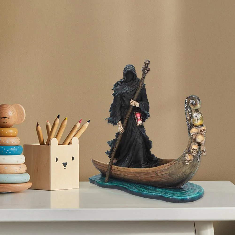 Scary Man Boat Resin Figurine Home Decor - Image 8