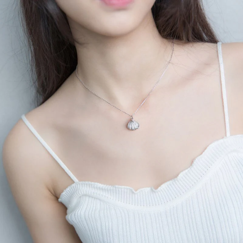 Sea Charm Shell Pendant Necklace - Image 6