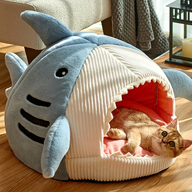 Sleepy Shark Portable Warm Pet House - Image 10