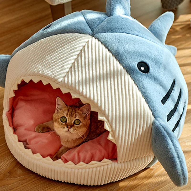Sleepy Shark Portable Warm Pet House - Image 3