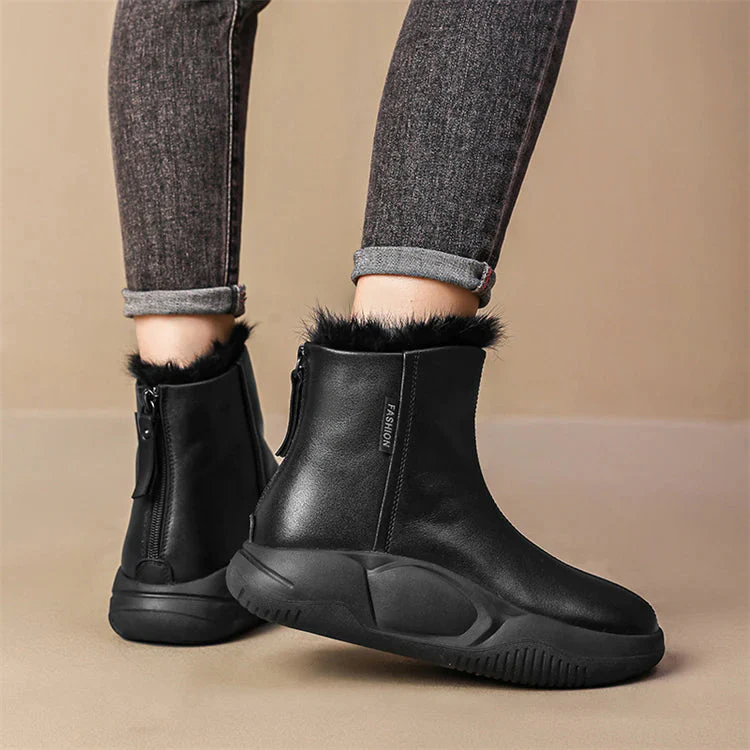 Snowbound Leather Snow Boots - Image 4