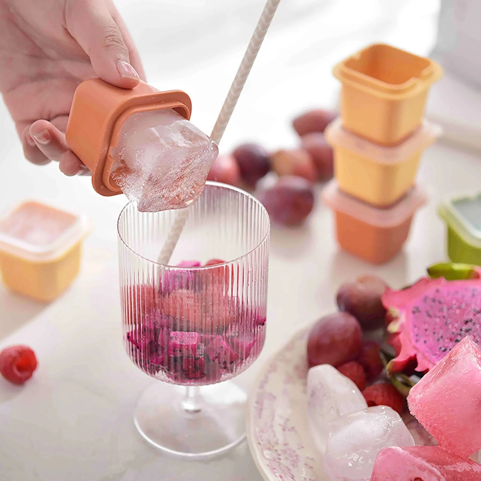Stackable Ice Cube Maker Set - Image 3