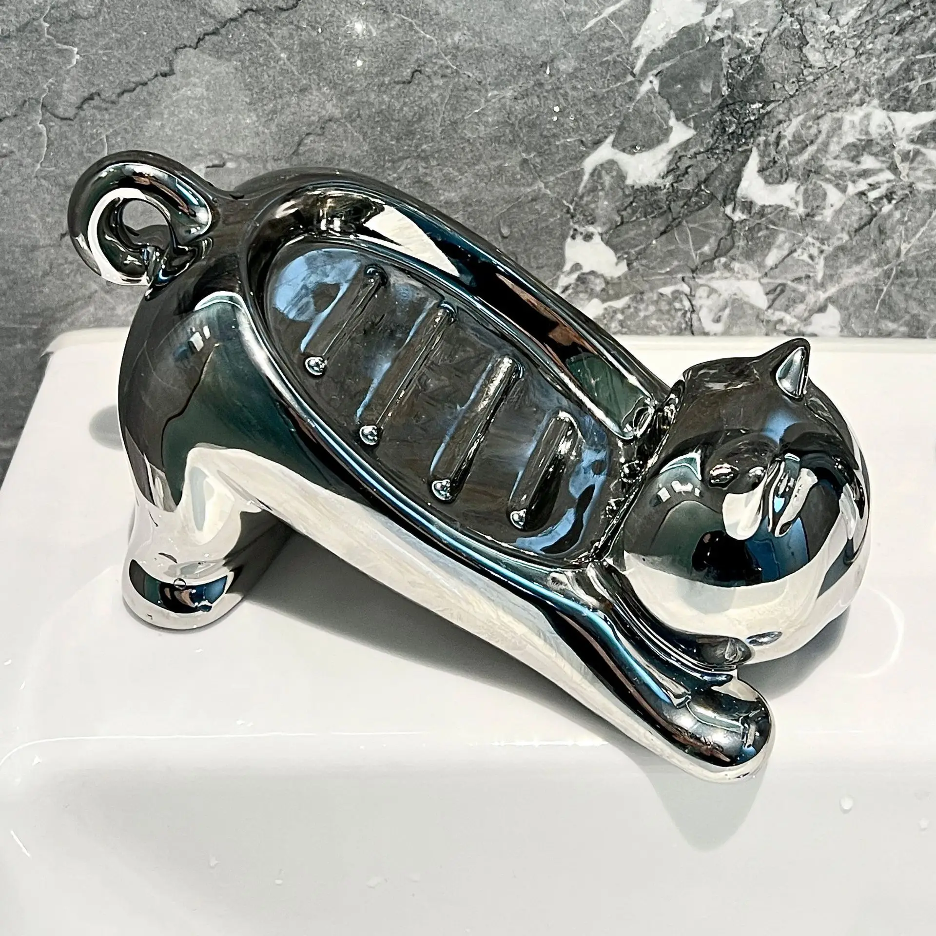Stretching Cat Soap Tray - Image 8