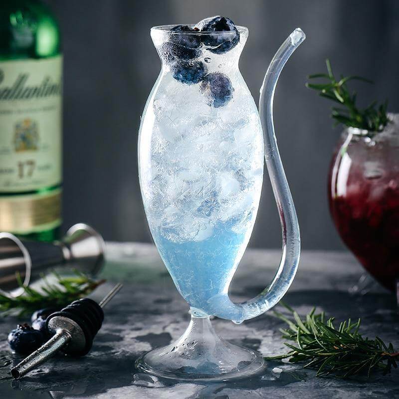 Stylish Cocktail Bar Glasses - Image 9