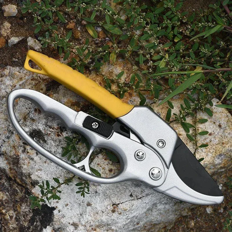 Tree Wood Trimming Compact Gardening Hand Clippers - Image 5