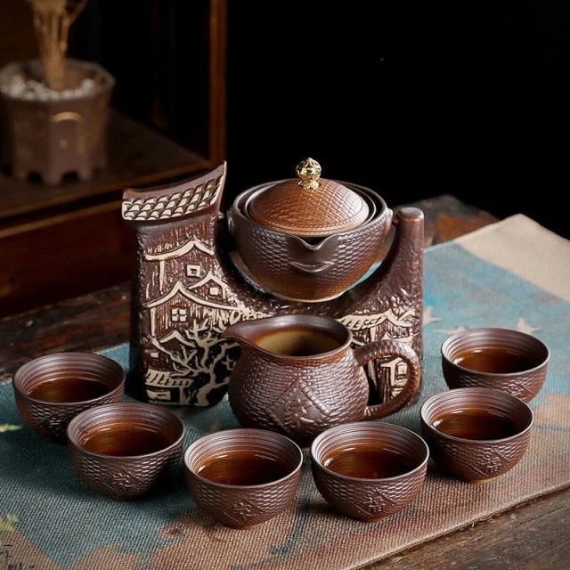 Unique Ancient Chinese Porcelain Teapot Set - Image 3