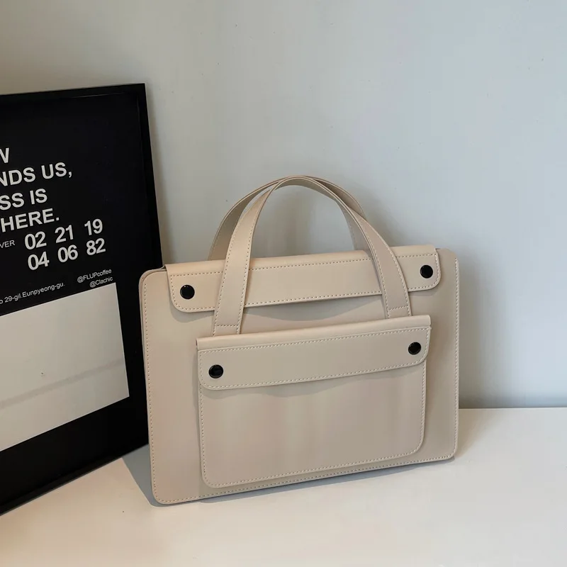 Urban Leather Every Day Handbag - Image 8